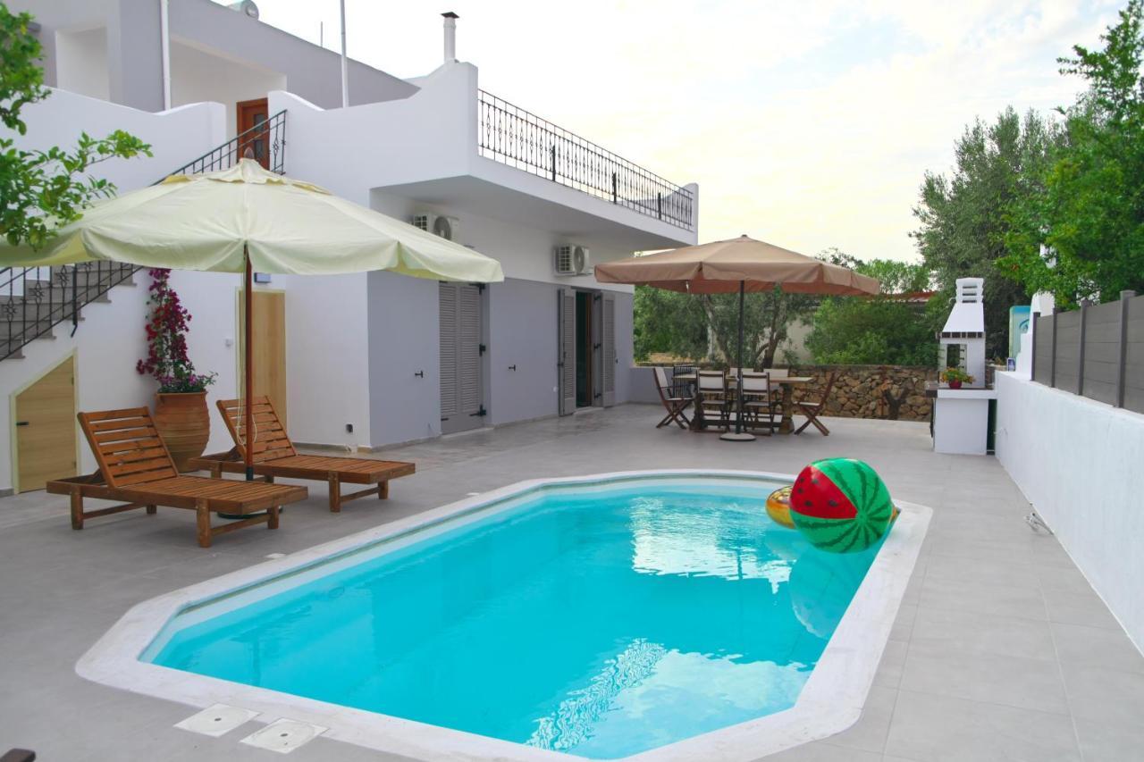 Giovana'S Pool House Aegina Exterior photo