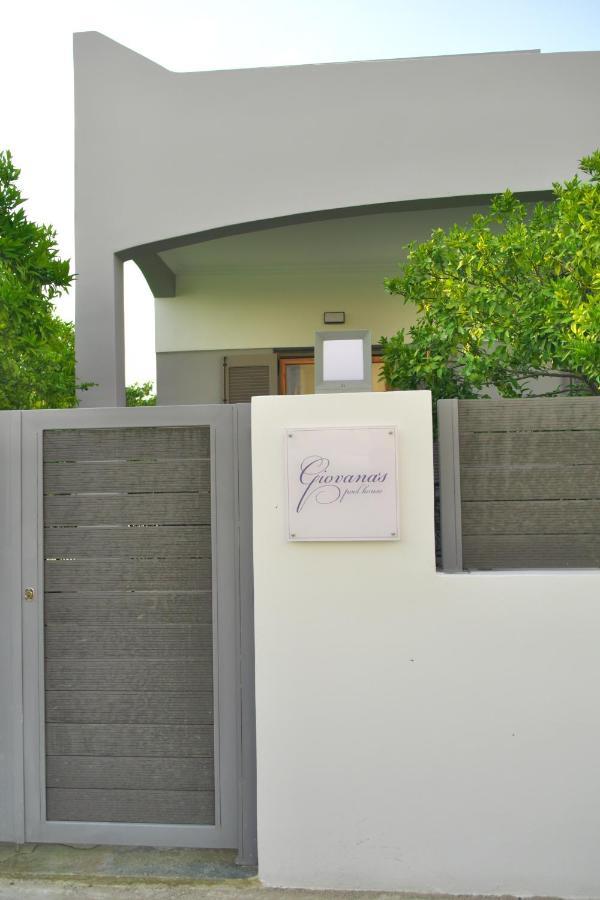 Giovana'S Pool House Aegina Exterior photo